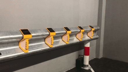 Art. SGL - 001 — Luce a energia solare per guardrail SGL - 001